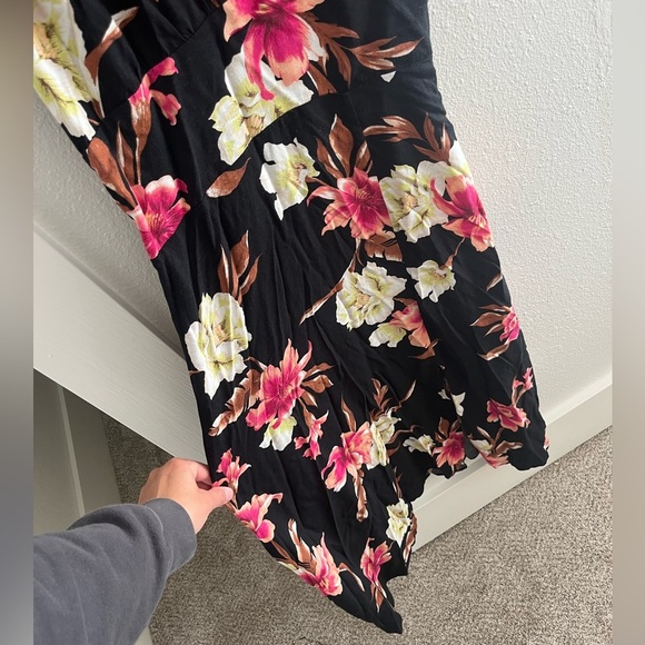 AFRM DRESS FLORAL (M) - Picture 4 of 5